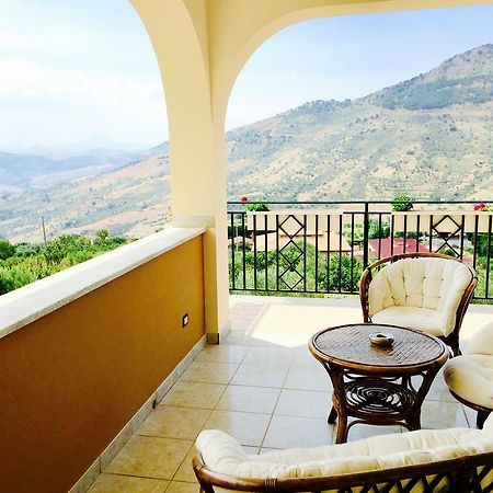 Villa Della Mimosa Alia ภายนอก รูปภาพ