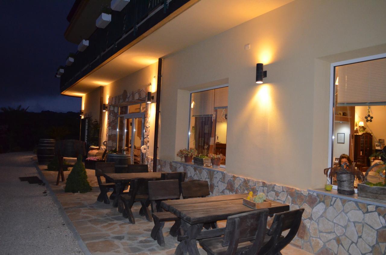 Villa Della Mimosa Alia ภายนอก รูปภาพ